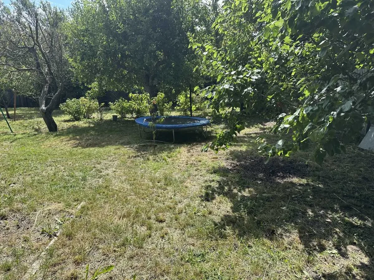 6-к будинок Обухівський, Іванковичі, Садова 8