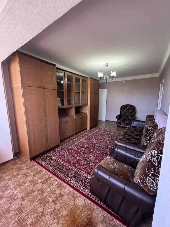 3-к квартира Фастівський, Чабани, Машиностроителей 6 8