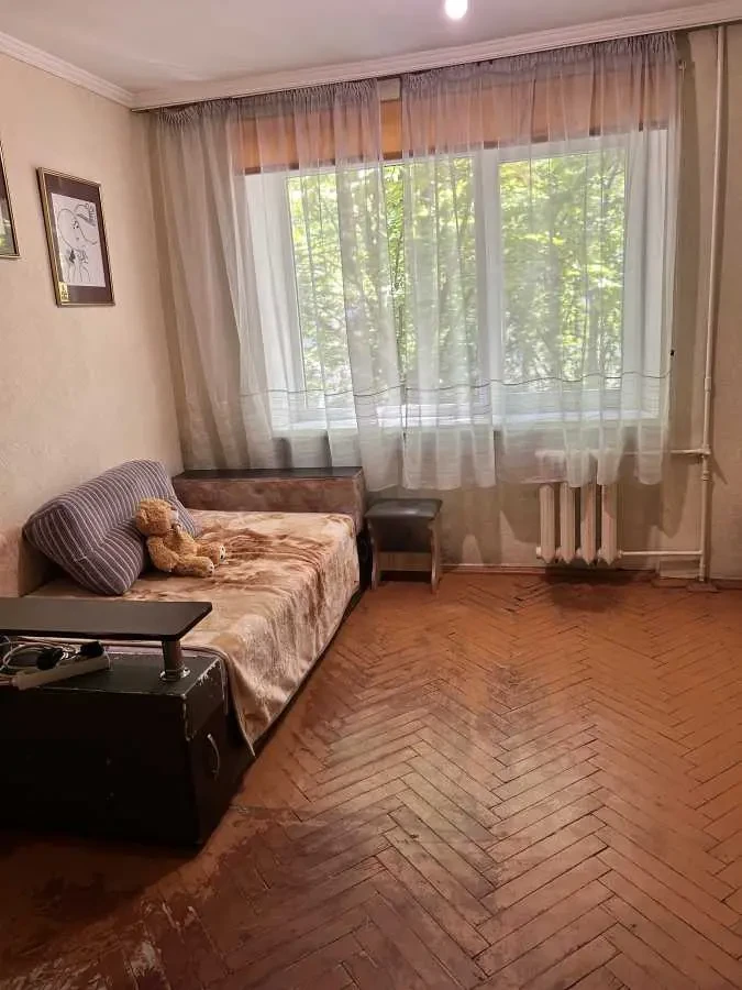 кімната Броварський, Бровари, Чорних Запорожців 65 12