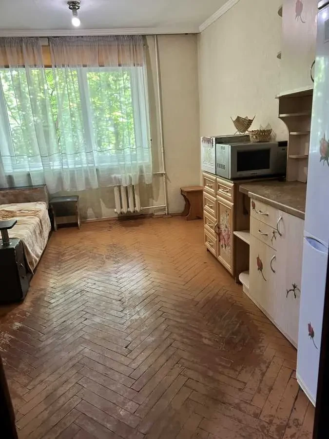 кімната Броварський, Бровари, Чорних Запорожців 65
