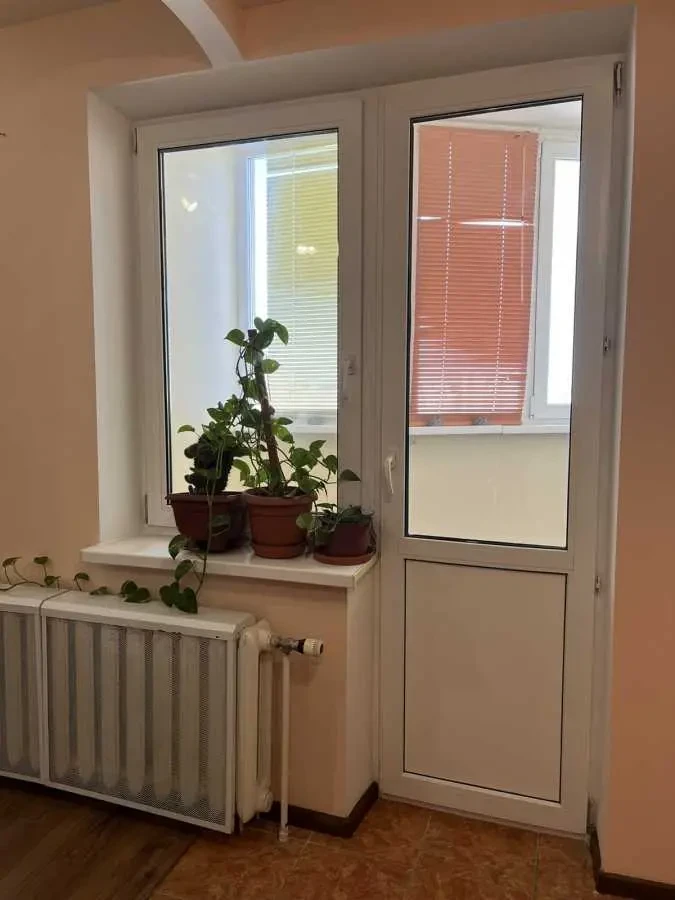 офісне приміщення Київ, Дарницький, Срібнокільська 22 4