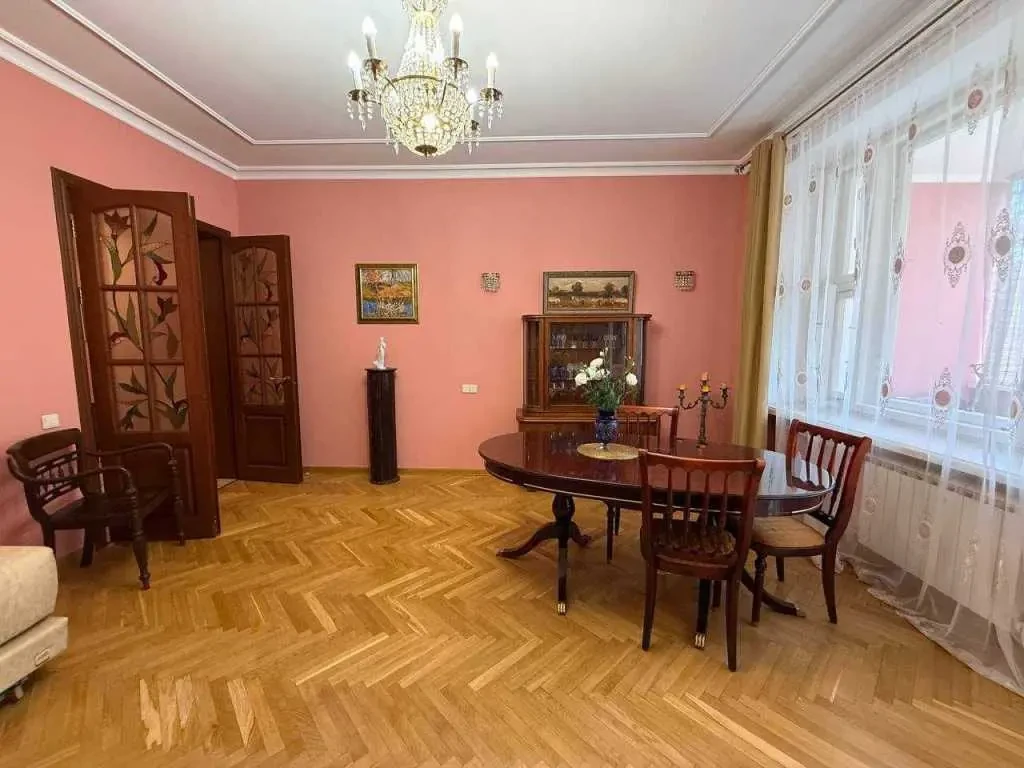 2-к квартира Київ, Печерський, Виноградний 4 4