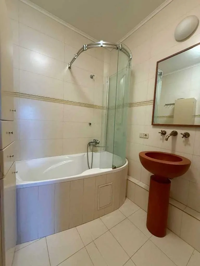 2-к квартира Київ, Печерський, Виноградний 4 22