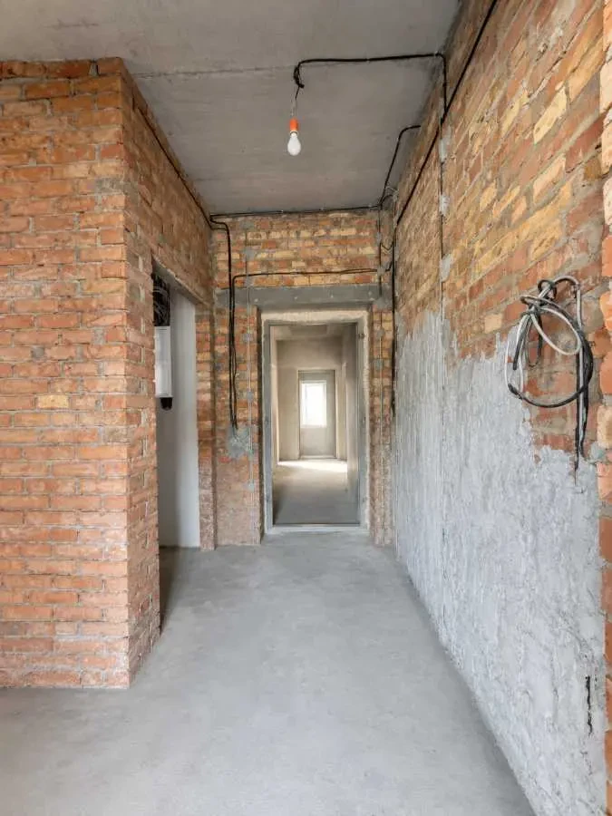 5-к будинок Бучанський, Стоянка, Леніна 9