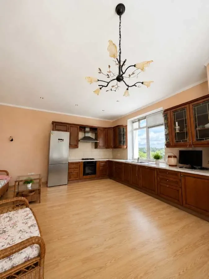 5-к будинок Бучанський, Горбовичі, Центральна 13