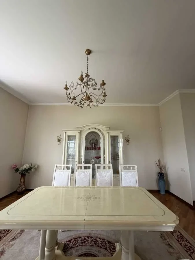 5-к будинок Бучанський, Горбовичі, Центральна 18