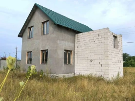 3-к будинок Бучанський, Березівка, калинова