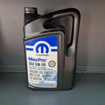 Моторна синтетична олива масло Mopar Maxpro SAE 0W-20 5л. ( 68218951AC 68524013AA )