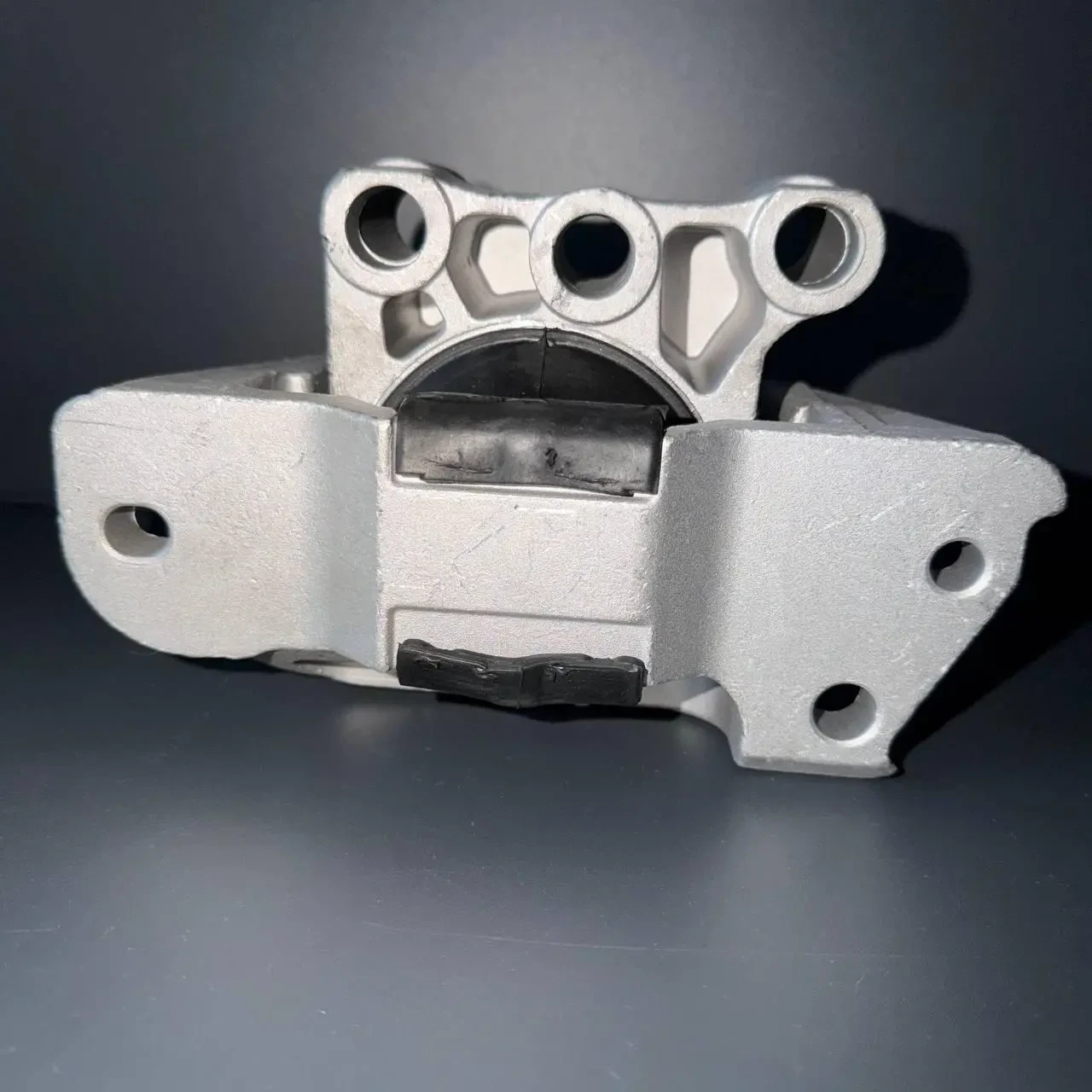 Подушка права Jeep Compass Jeep  Renegade Fiat 500X 68323781AA  68363755AA 3