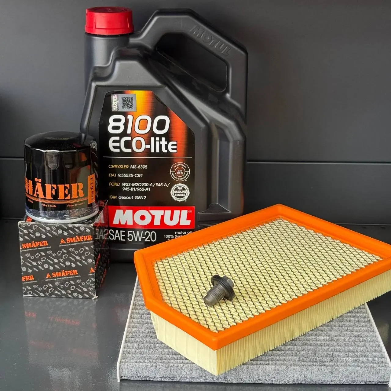 Комплект для Motul 5w20 Jeep Cherokee до рест -2018 2.4 (Масло, фільтр масляний, фільтр повітряний, фільтр салону вугільний,