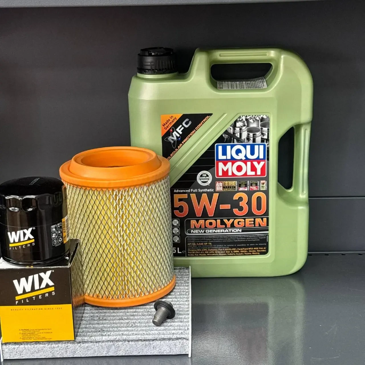 Комплект для ТО Liqui Moly 5w30 Jeep Patriot 2.0/2.4 11-16 Compass 2.0/2.4 11-16 Dodge Caliber 2.0 11-12/2.4 11 (Масло, фільтр