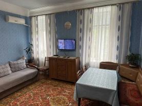 кімната Київ, Шевченківський, Кирпоноса 12