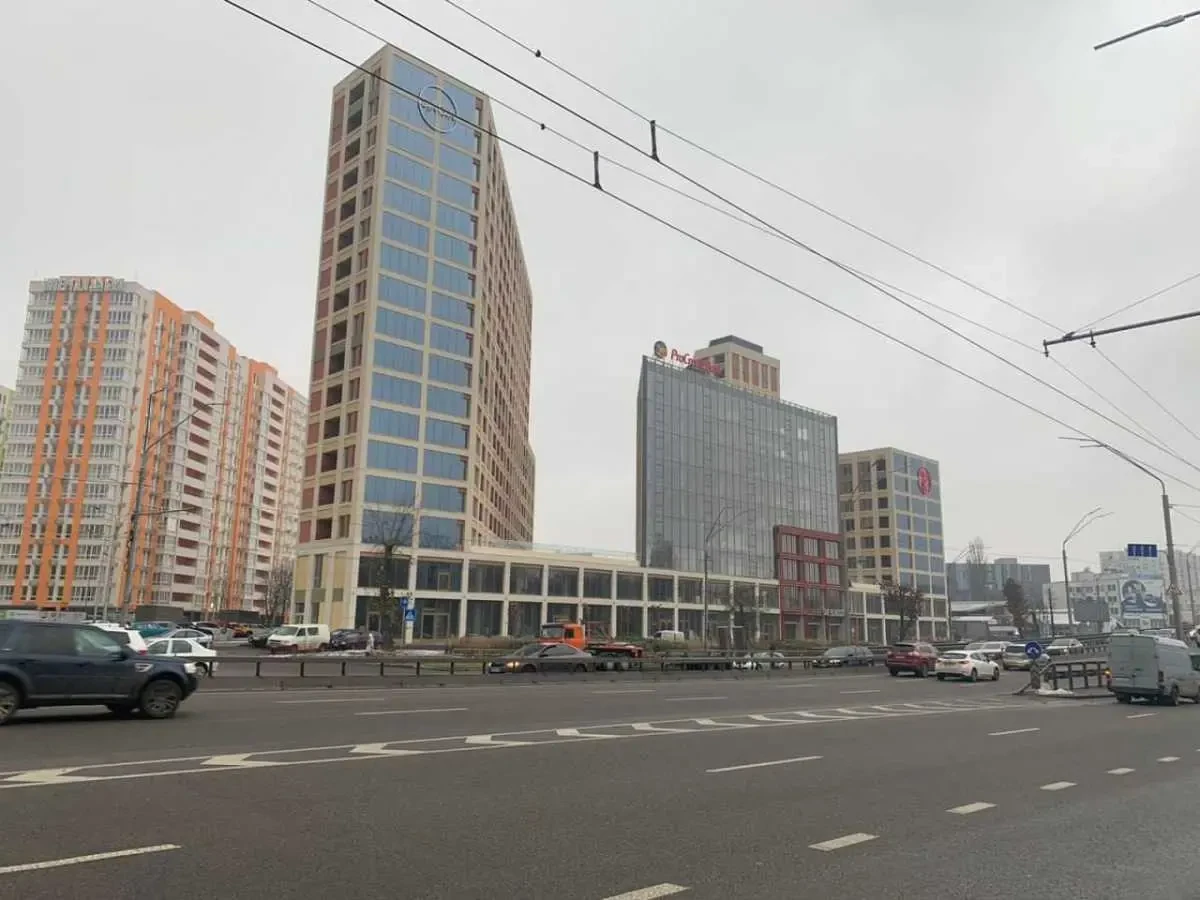 підземний паркінг Київ, Святошинський, Берестейський 67 2