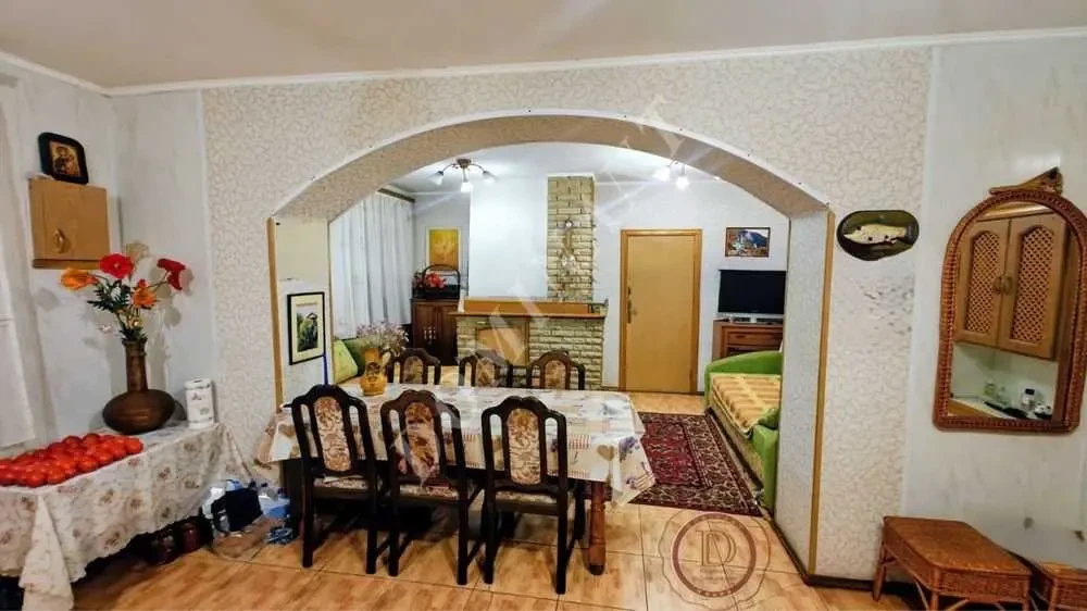 3-к будинок Вільнянський, Гнаровське, Школьная 2