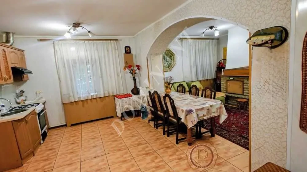 3-к будинок Вільнянський, Гнаровське, Школьная 3