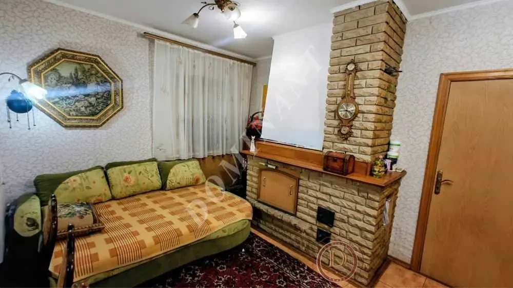 3-к будинок Вільнянський, Гнаровське, Школьная 5