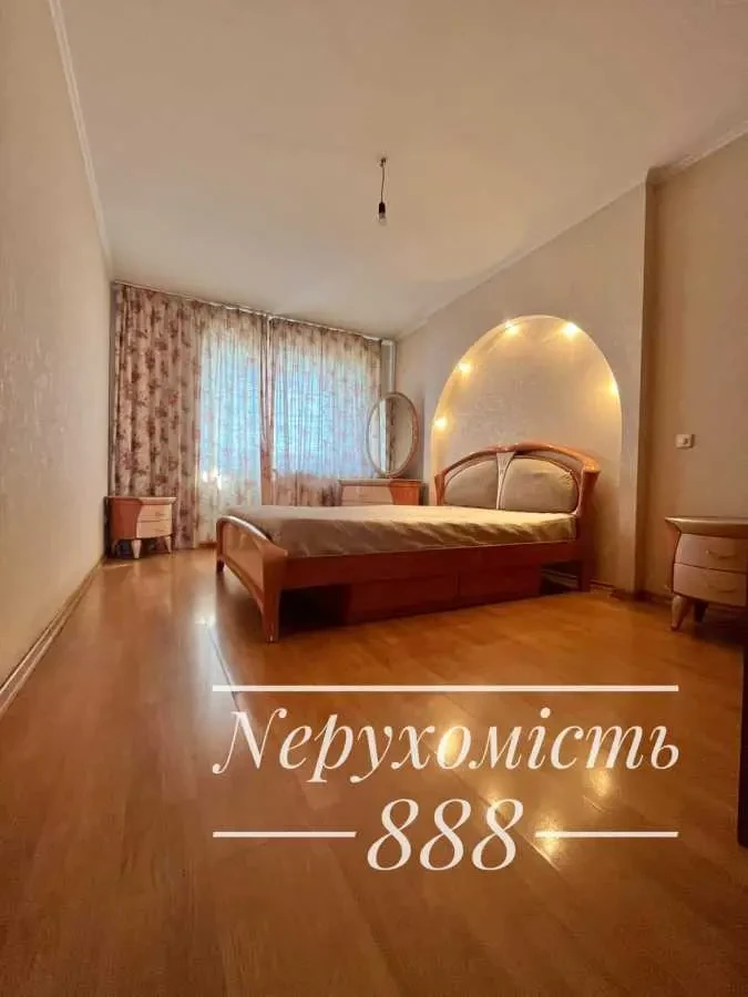 3-к квартира Київ, Дніпровський, Пантелеймона Куліша 11
