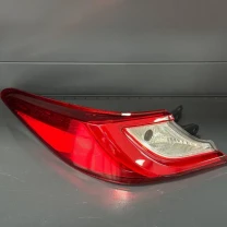 Ліхтар у крило правий Toyota Camry 80 24- 81560-AQ020 Ліхтар у крило правий Toyota Camry 80 24- 81560-AQ020