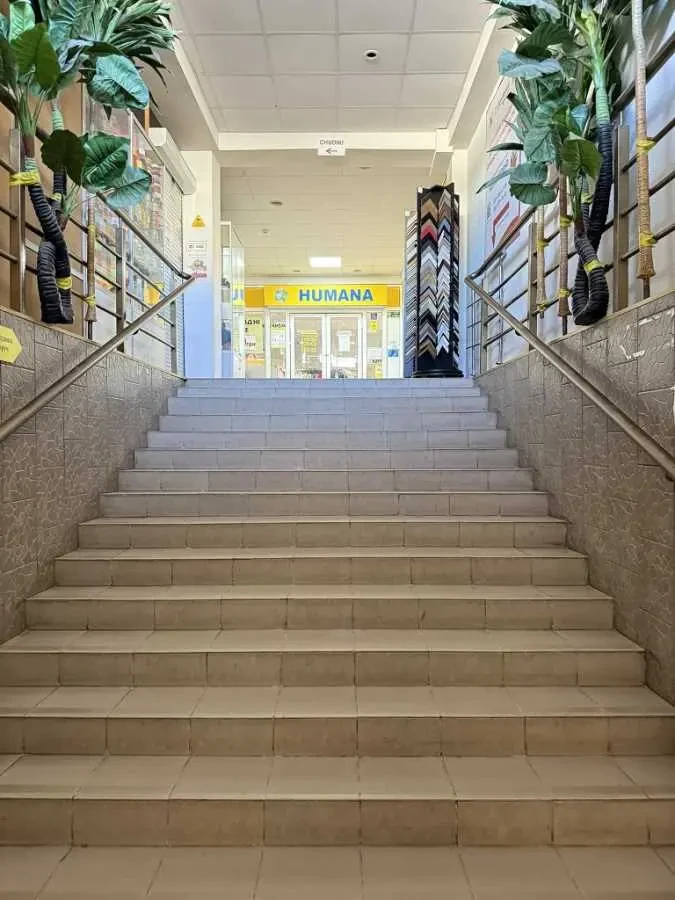 торгові площі Київ, Оболонський, Литовский 4А 9