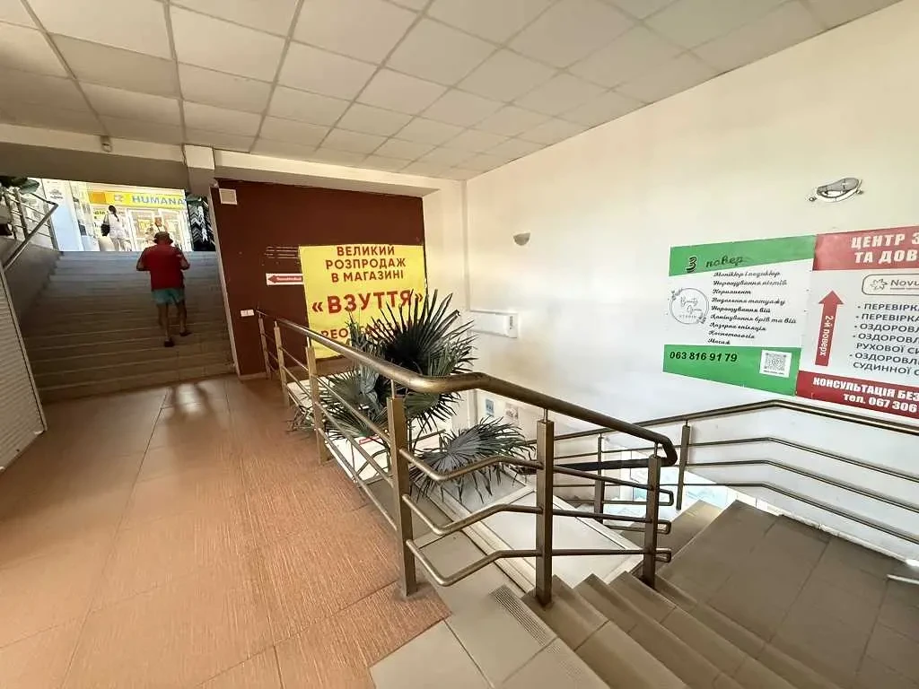 торгові площі Київ, Оболонський, Литовский 4А 10