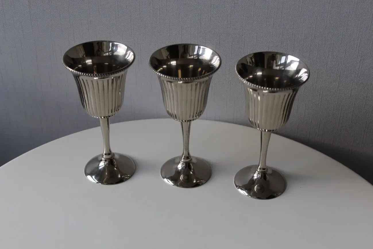 Бокалы, белая бронза, Англия, 14,7 см, 3 шт 2
