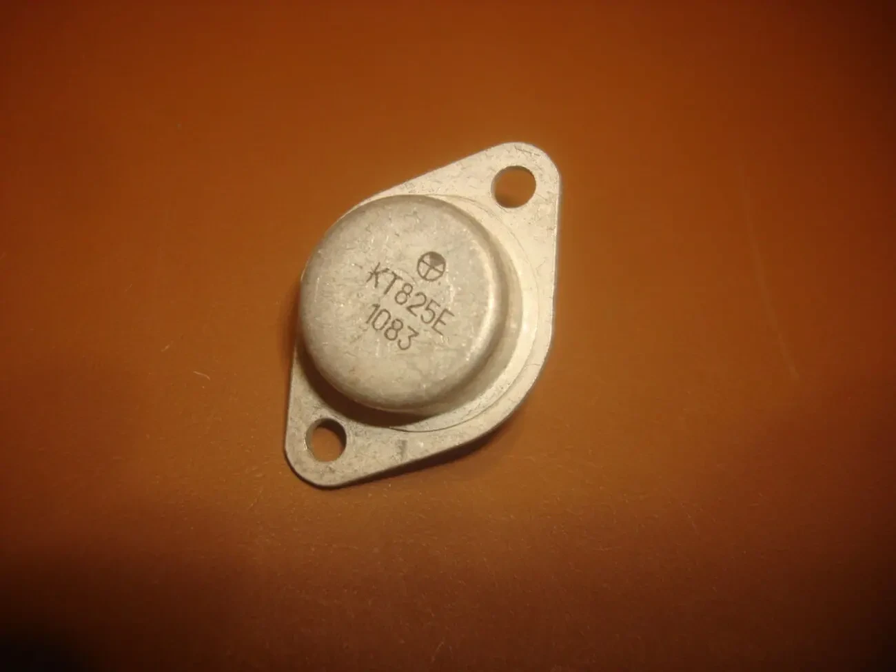 Транзисторы КТ825.КТ827.КТ834.КТ812.КТ844.КТ847.КТ848.КТ856.КТ842 2