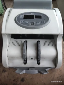 Лічильник банкнот PRO 40 U NEO