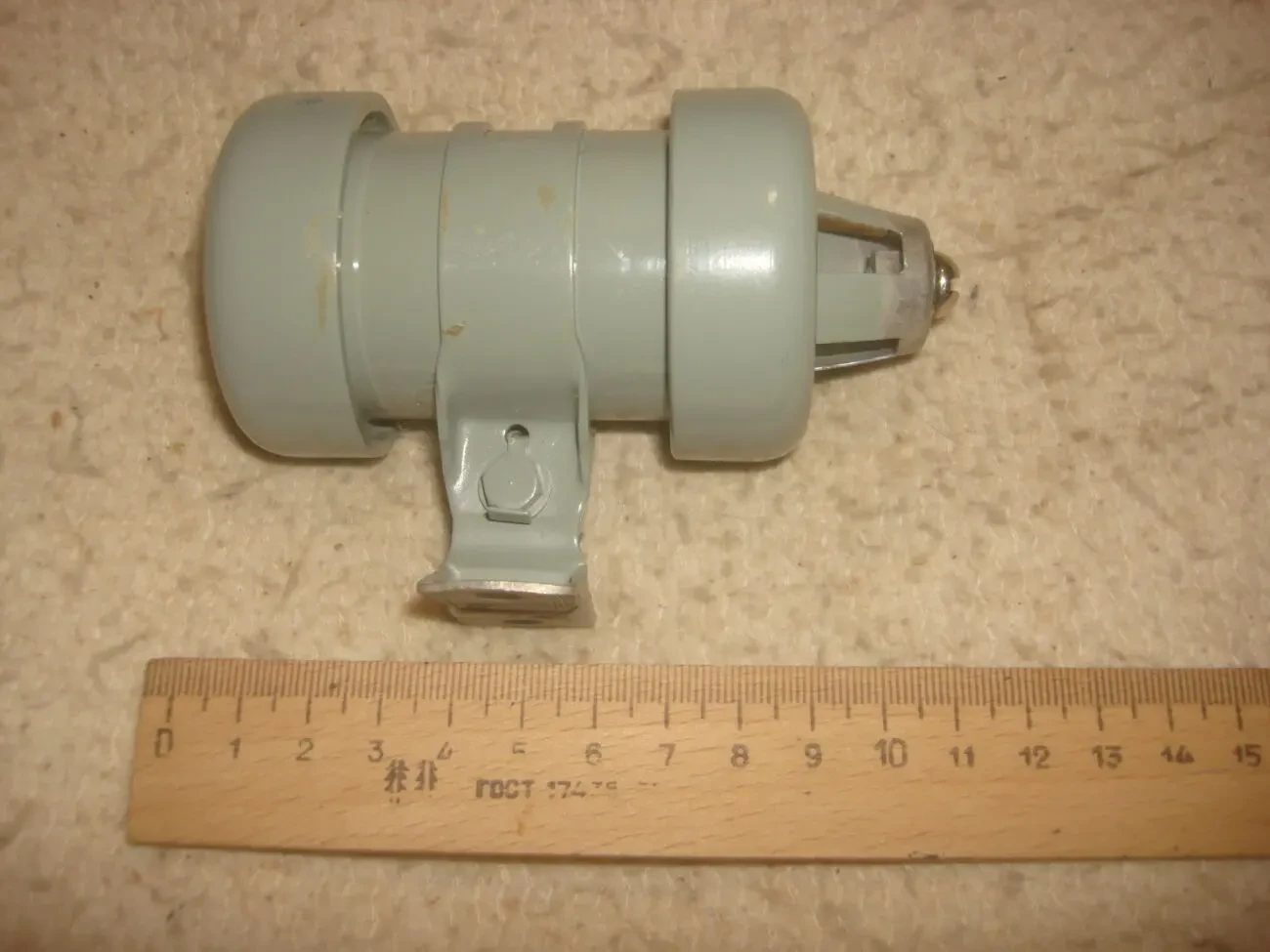 Конденсатор К15У-2 .2200пФ х10кВ .К75 - 15 . 0.5 мкФ  х 10 кВ 5