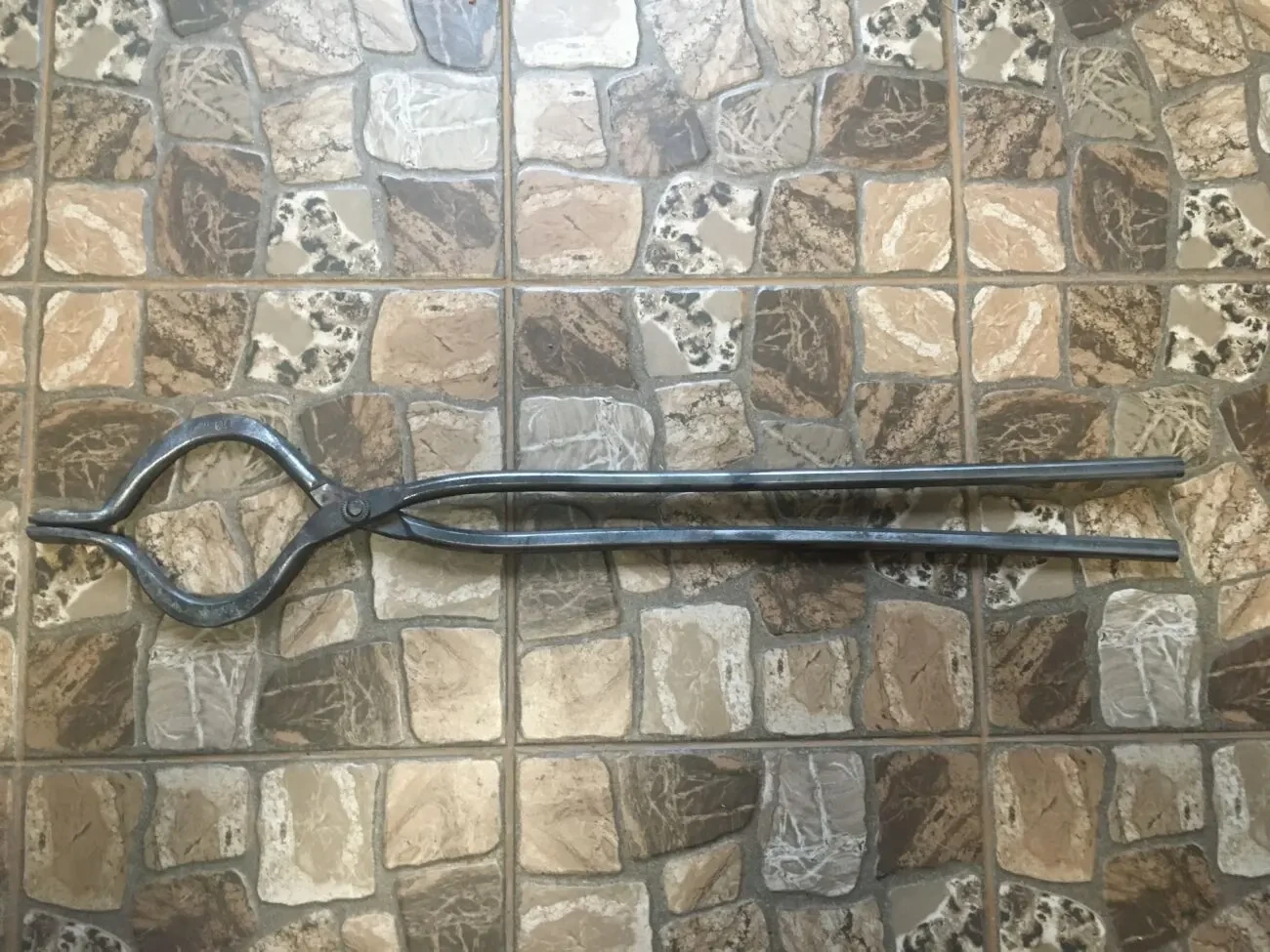 Клещи кузнечные универсальные 2