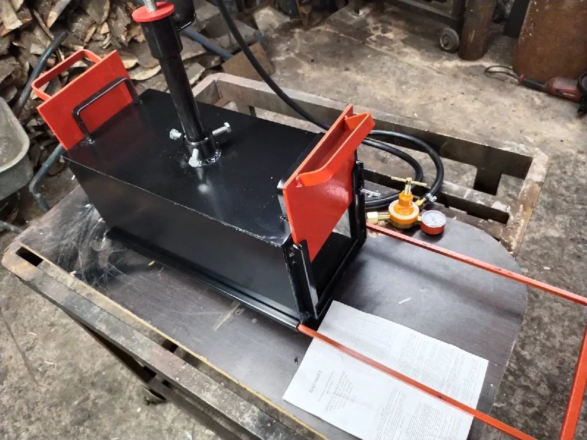 Газовый горн проходной 4