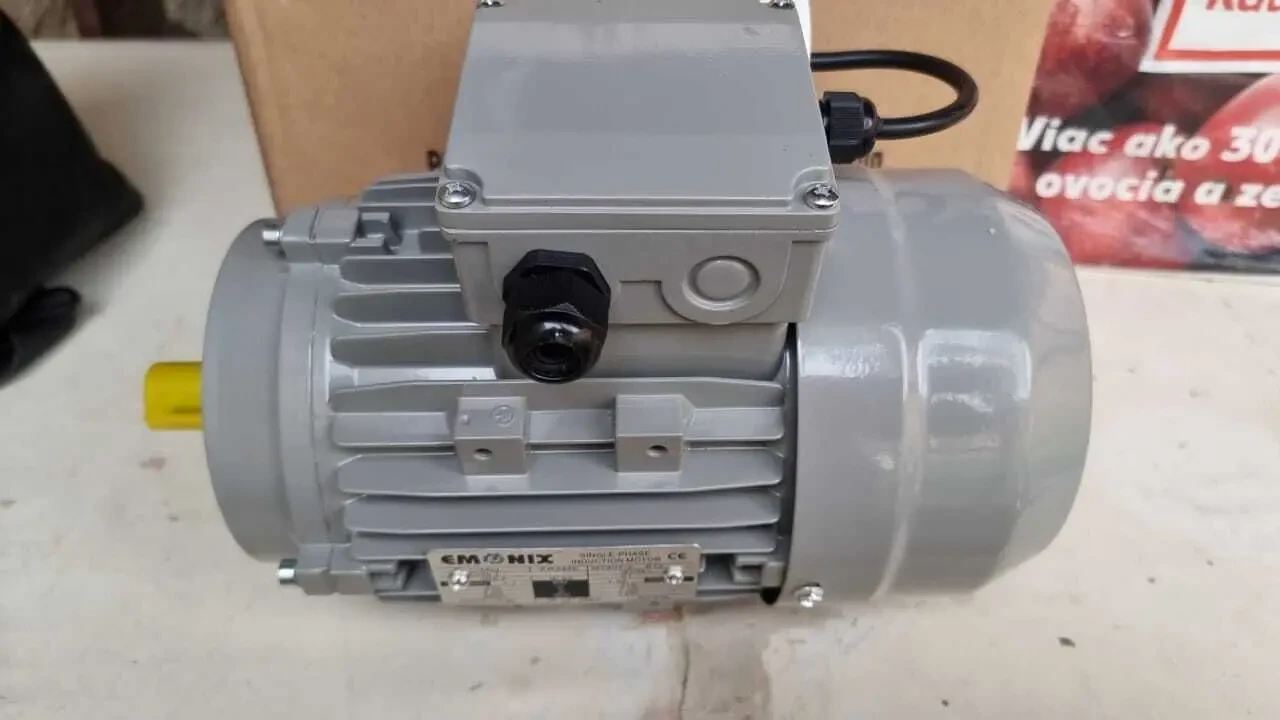 Электродвигатель 1,1кВт. 2