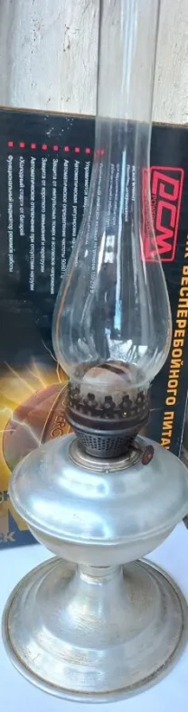 Гасова лампа зі склом з приєднувальним діаметром 52 міліметра з різьбо