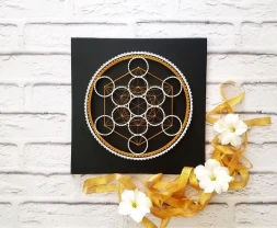 Картина куб метатрона, золотистый декор, стринг арт геометрия, декор в