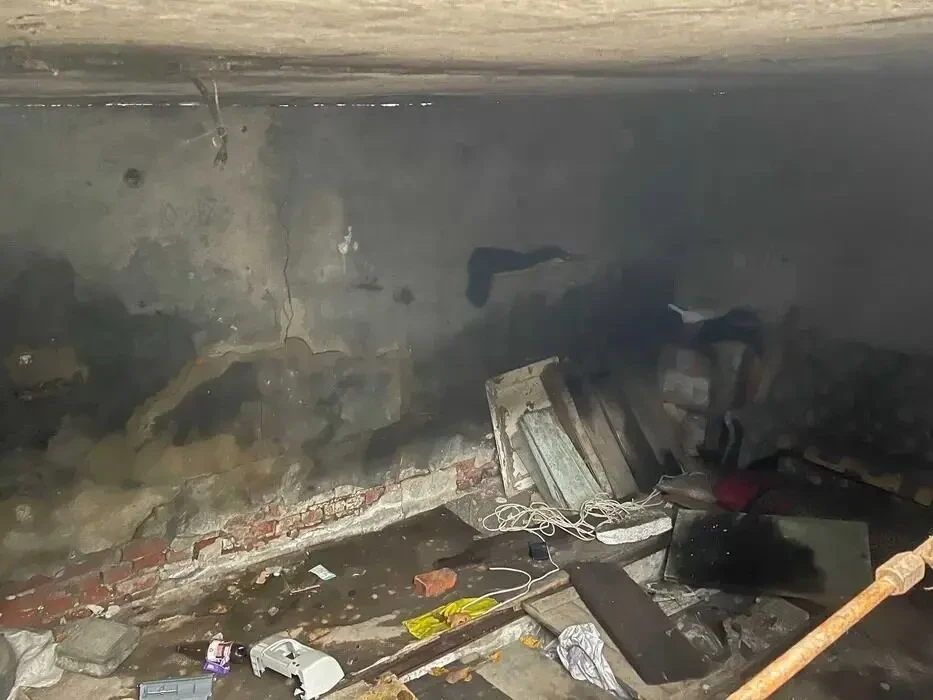 Продам гараж на Павловом Поле, можно увеличить за счёт пристройки... 4