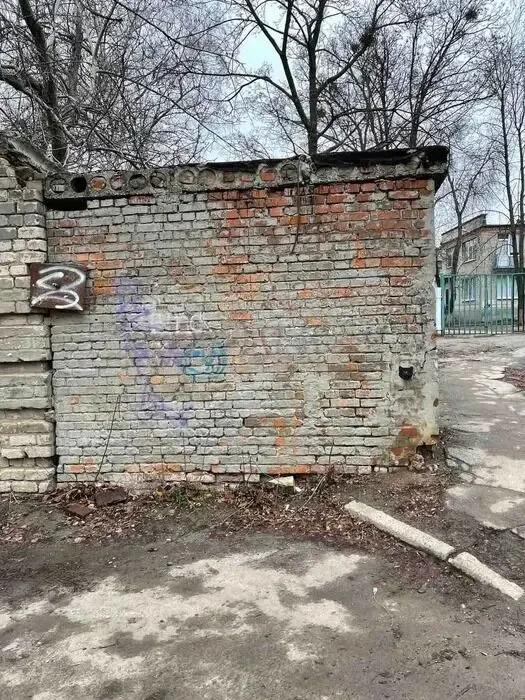 Продам гараж на Павловом Поле, можно увеличить за счёт пристройки... 3