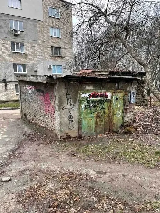 Продам гараж на Павловом Поле, можно увеличить за счёт пристройки... 2