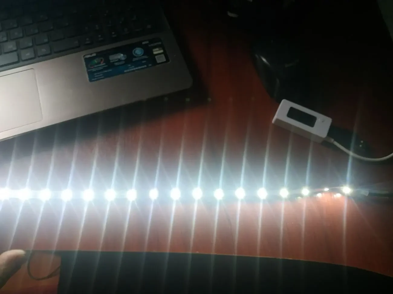 Светодиодная Лента 5 v, 5 метров, SMD2835, РАБОТАЕТ ОТ POWER BANk 2