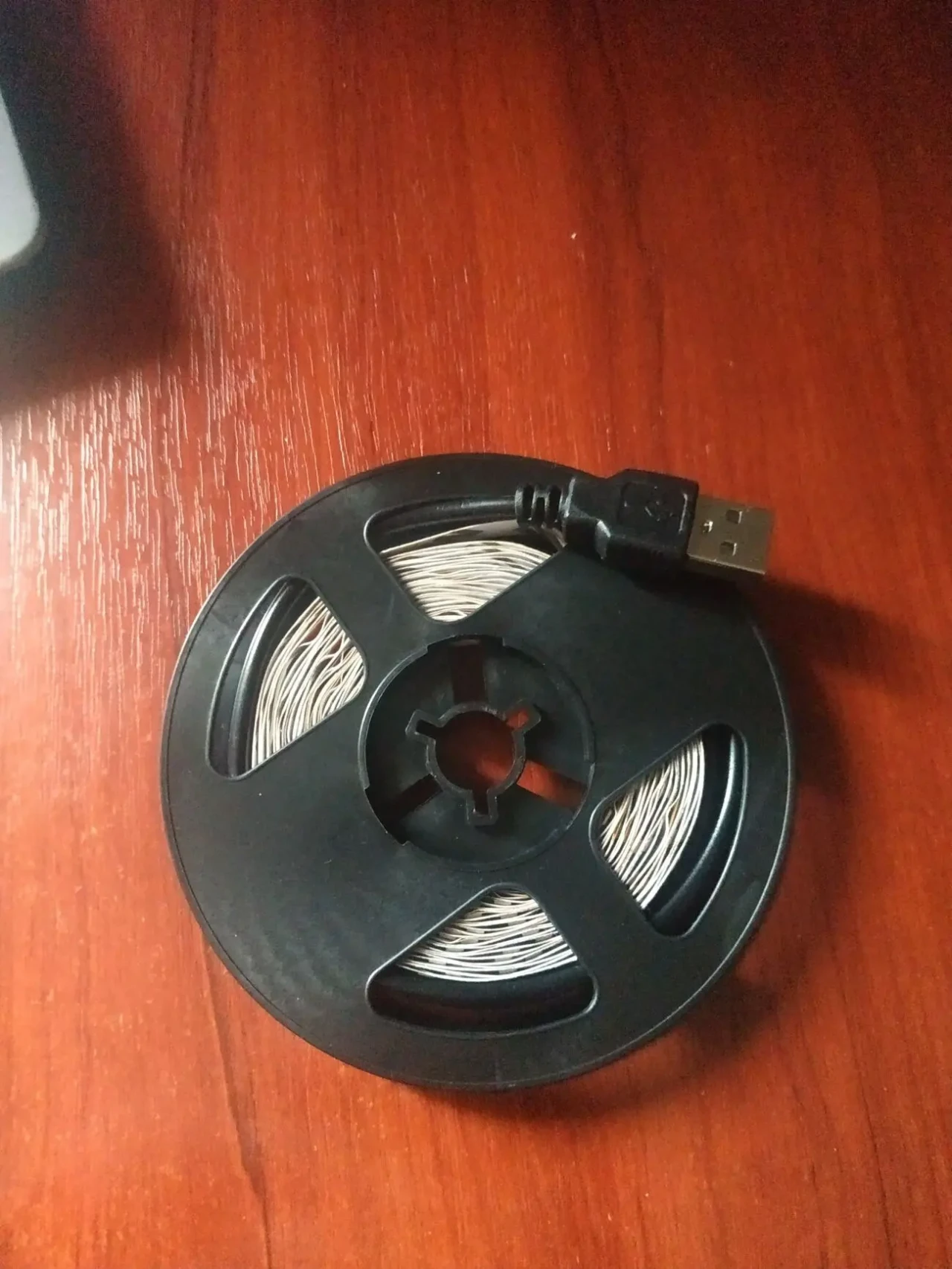 Светодиодная Лента 5 v, 5 метров, SMD2835, РАБОТАЕТ ОТ POWER BANk 5