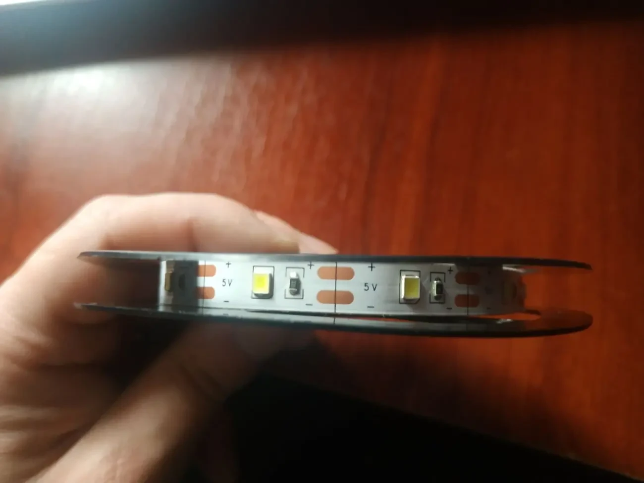 Светодиодная Лента 5 v, 5 метров, SMD2835, РАБОТАЕТ ОТ POWER BANk 6