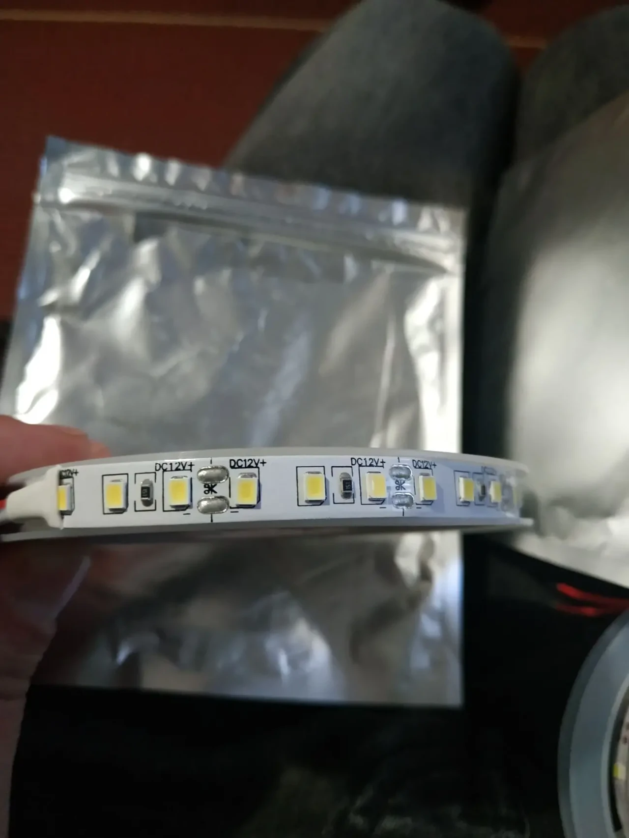 Светодиодная лента 12v, SMD2835, 5 метров, 6500K, 120д/м 4