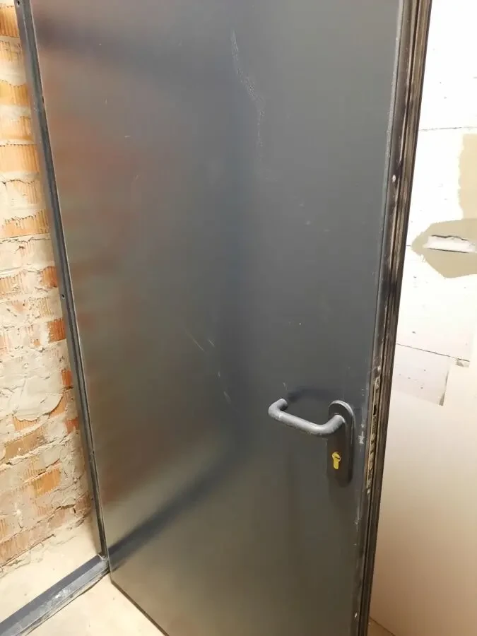 Двери входные металлические 5