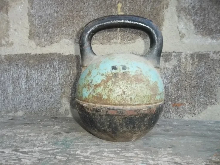 Куплю стару гирю для занять 7