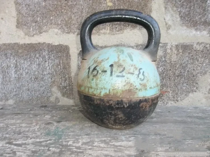 Куплю стару гирю для занять 3