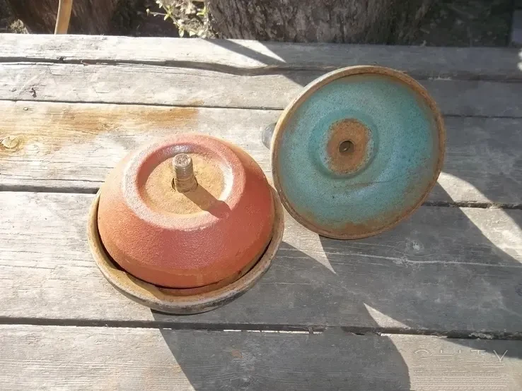 Куплю стару гирю для занять 6