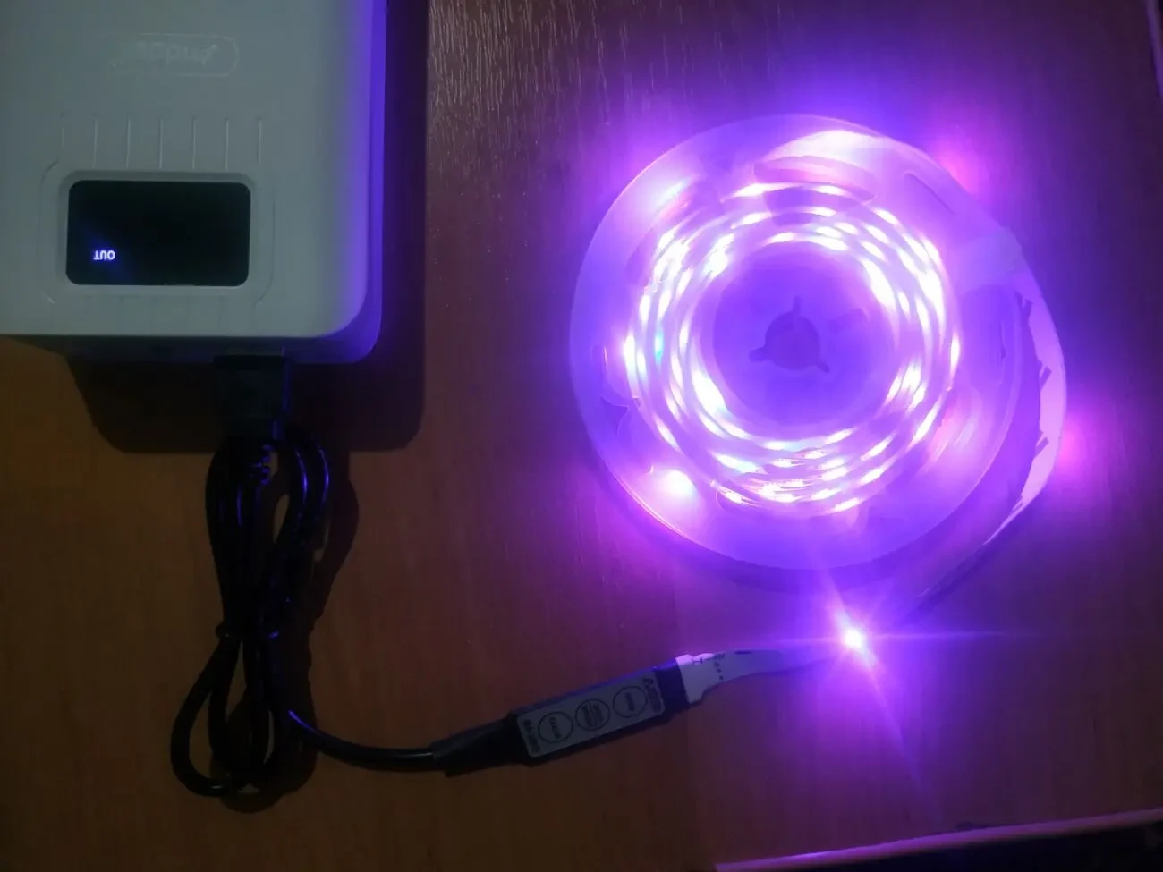 Светодиодная Лента 5 v, 5 метров, Led RGB USB с контроллером 4