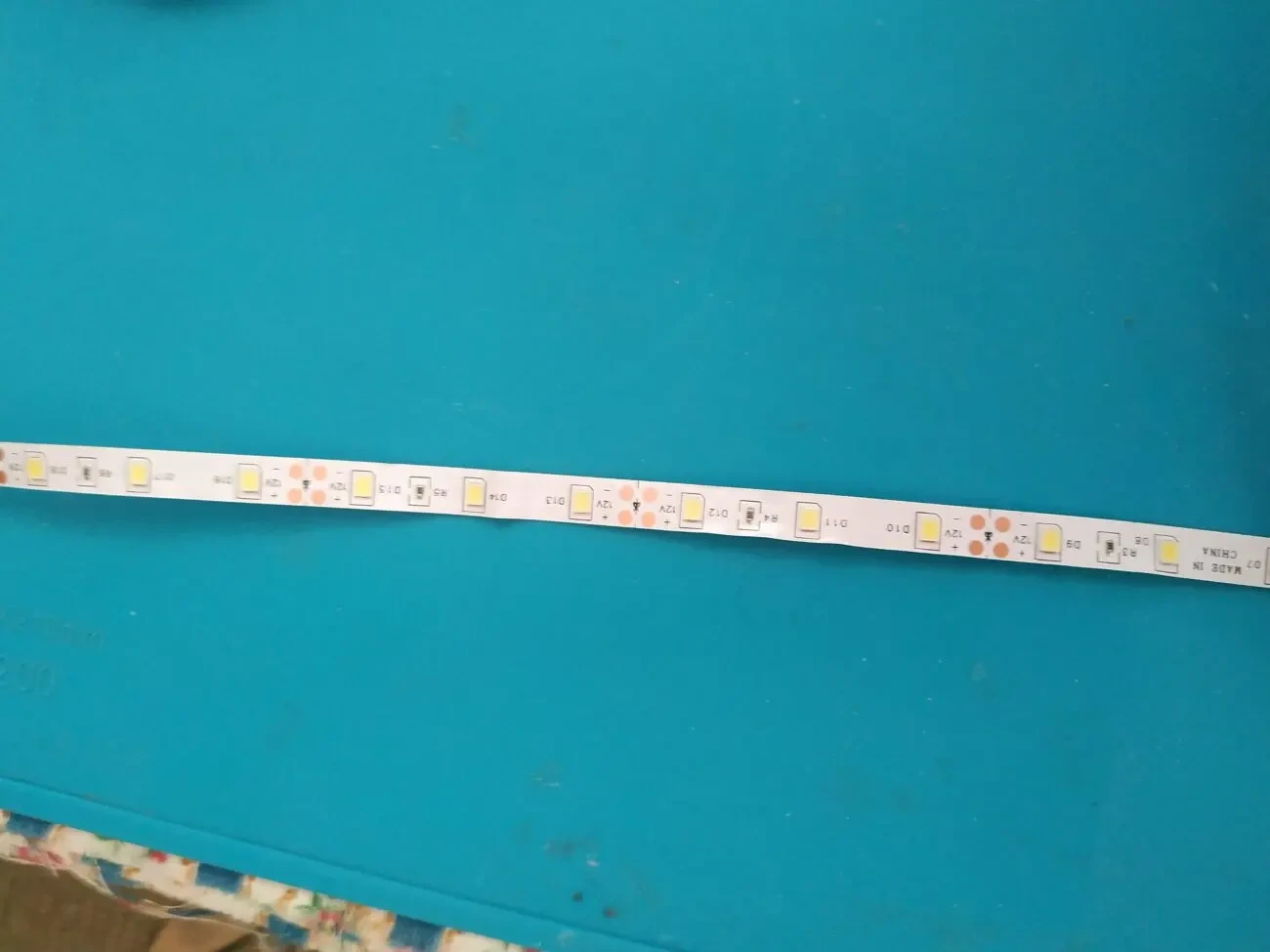 Светодиодная лента 2835 60 шт/м 12V IP20 5 метров 4