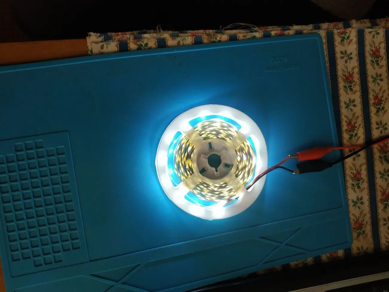 Светодиодная лента 2835 60 шт/м 12V IP20 5 метров