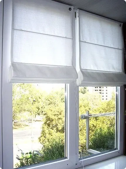 ДО -20% на Рулонні та Римськи шторки ! 10