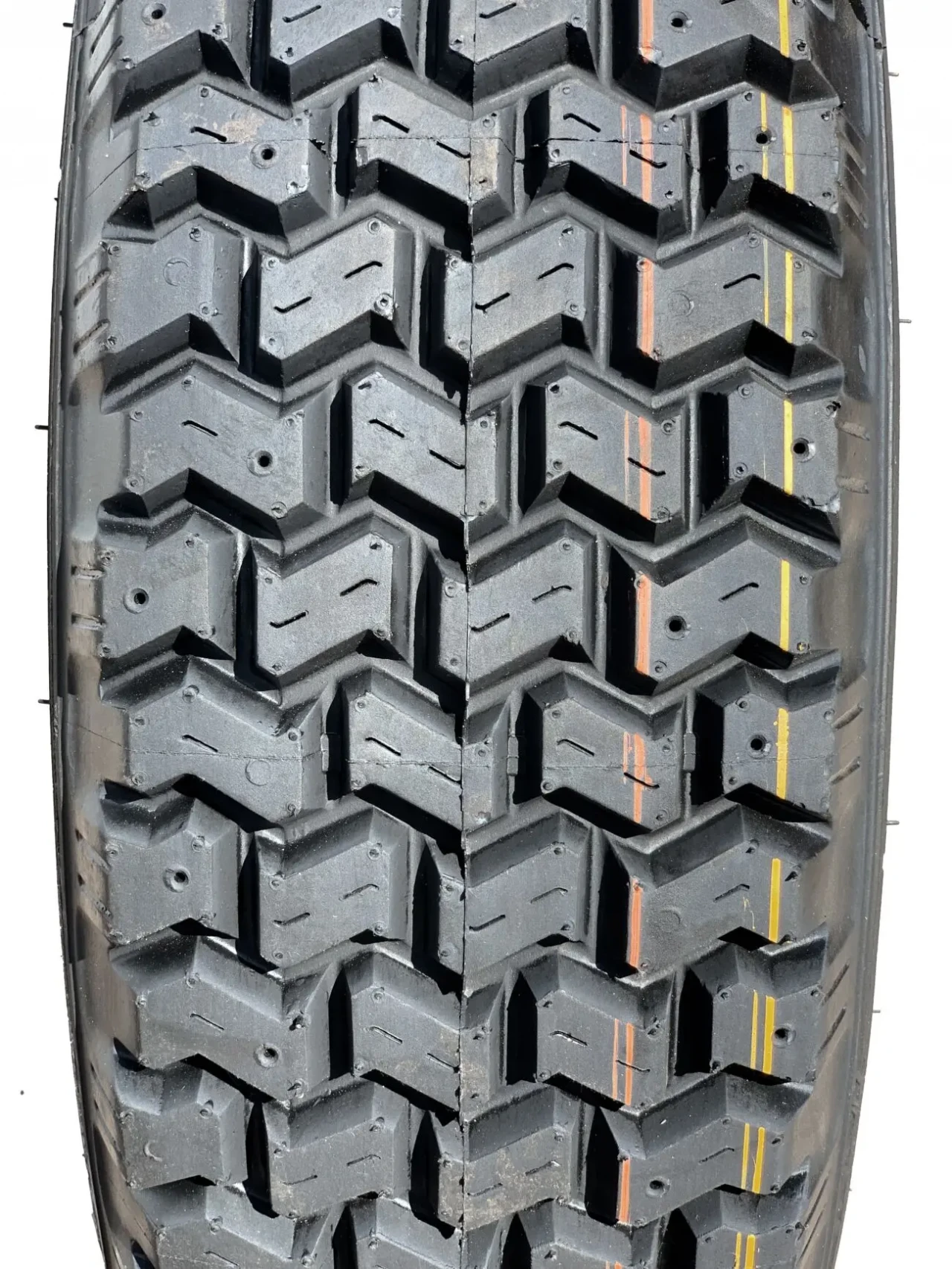 Шини болотні 195/75 R16C резина грязевая 4X4 BERLINER POLAND нива