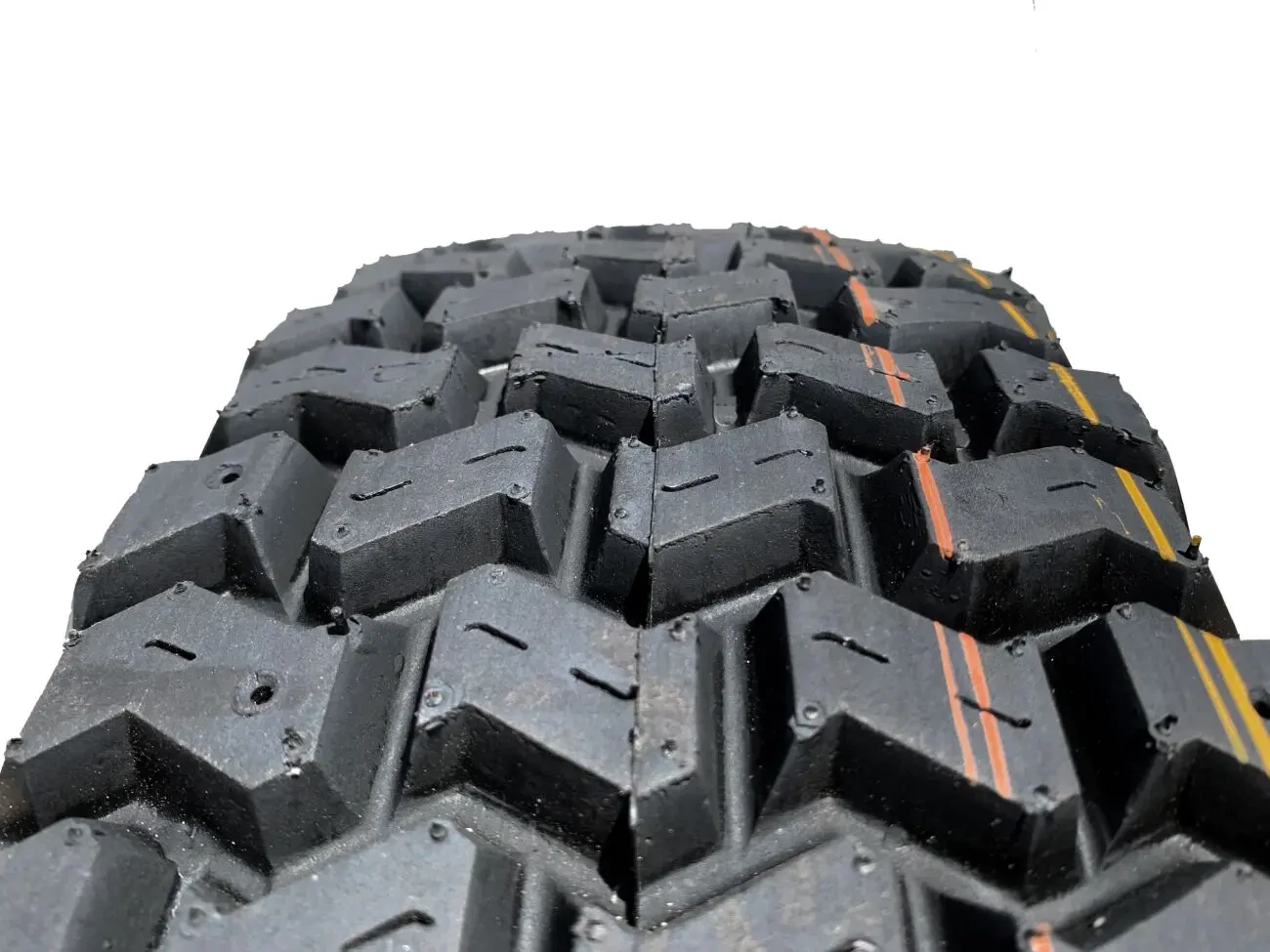 Шини болотні 195/75 R16C резина грязевая 4X4 BERLINER POLAND нива 3